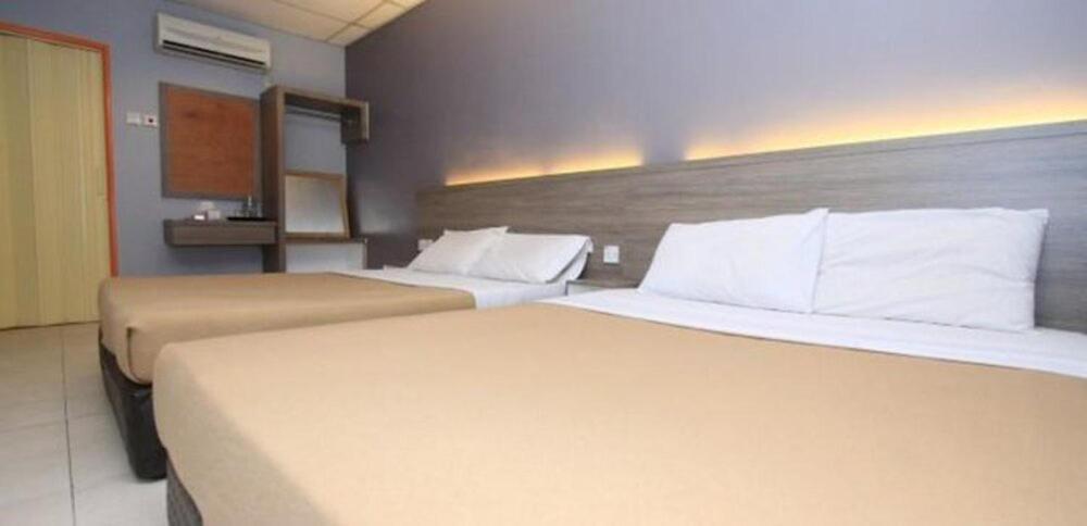 Yellow Mansion Hotel Malacca Esterno foto
