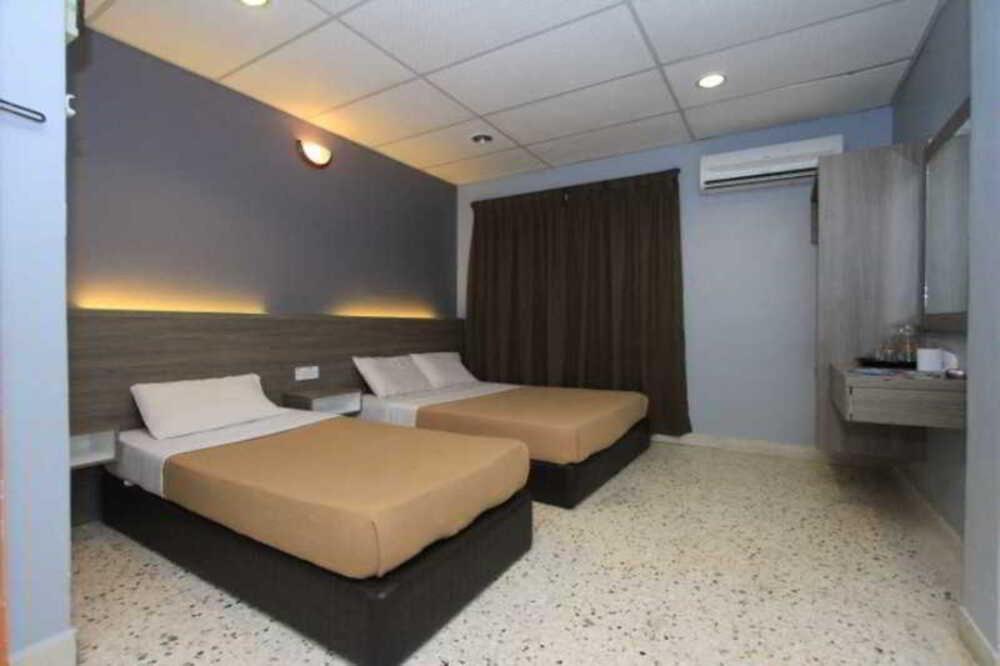 Yellow Mansion Hotel Malacca Esterno foto