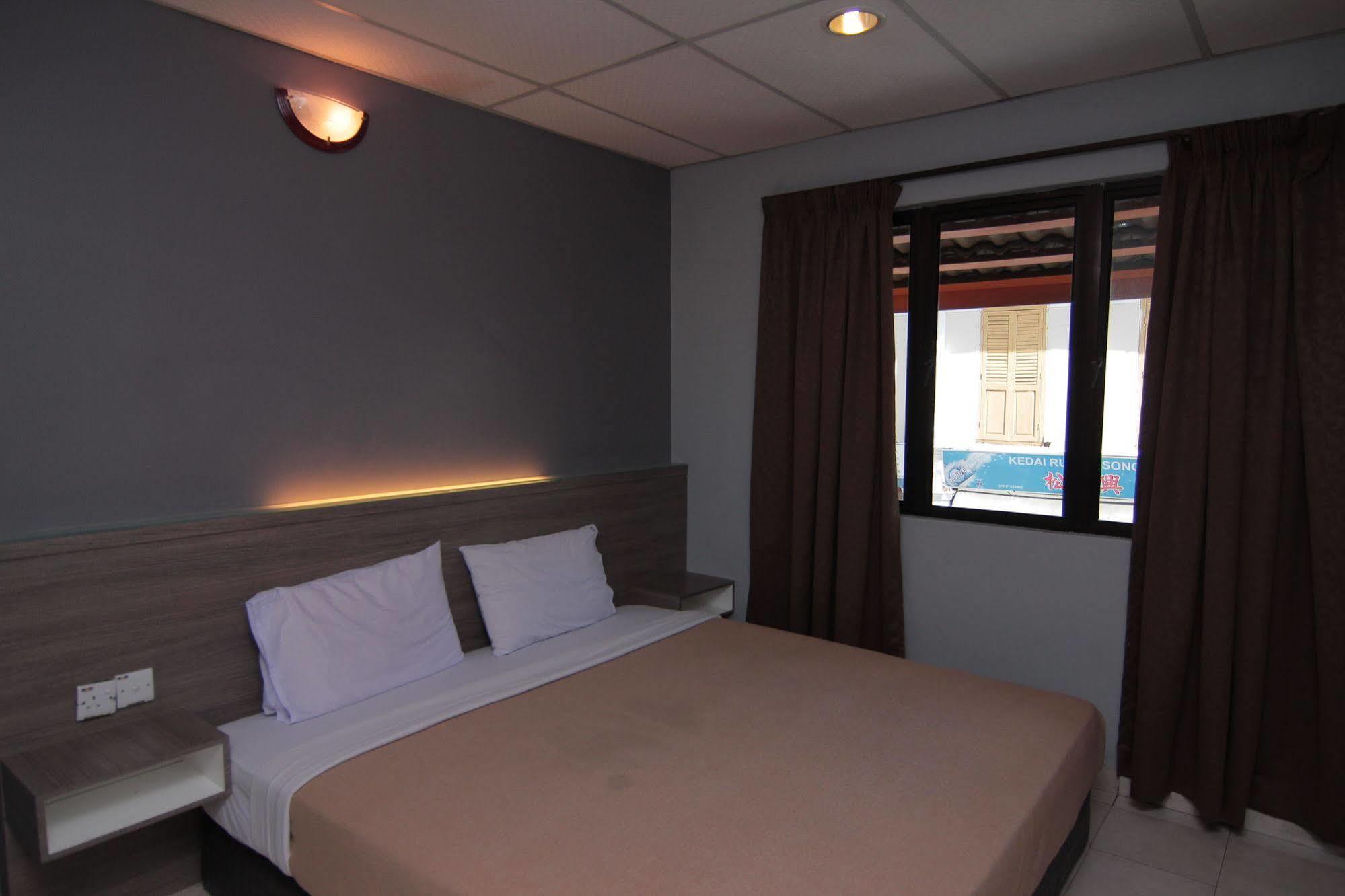 Yellow Mansion Hotel Malacca Esterno foto